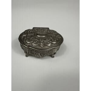 Trinket Box Footed Hinged Lid Metal Ornate Design Silver Toned Velvet Lined